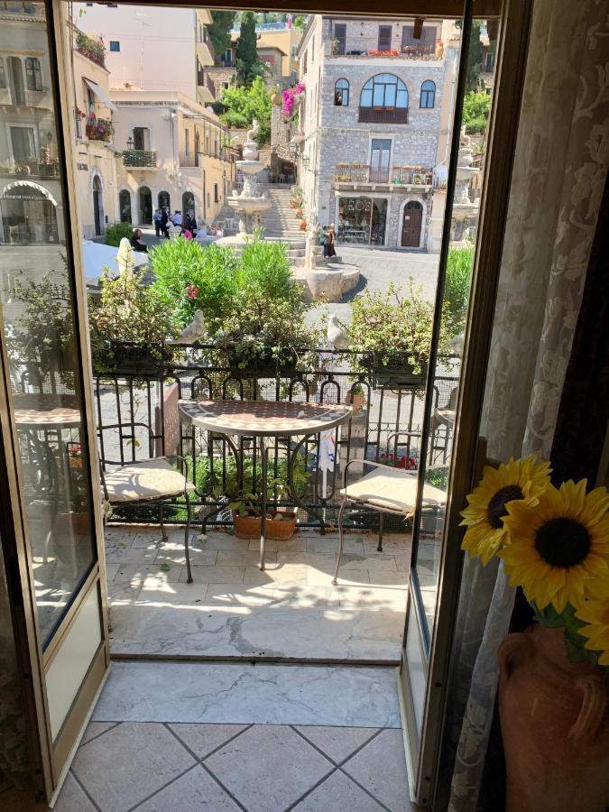 Casa Antica Savoia Apartment ตาออร์มินา ภายนอก รูปภาพ